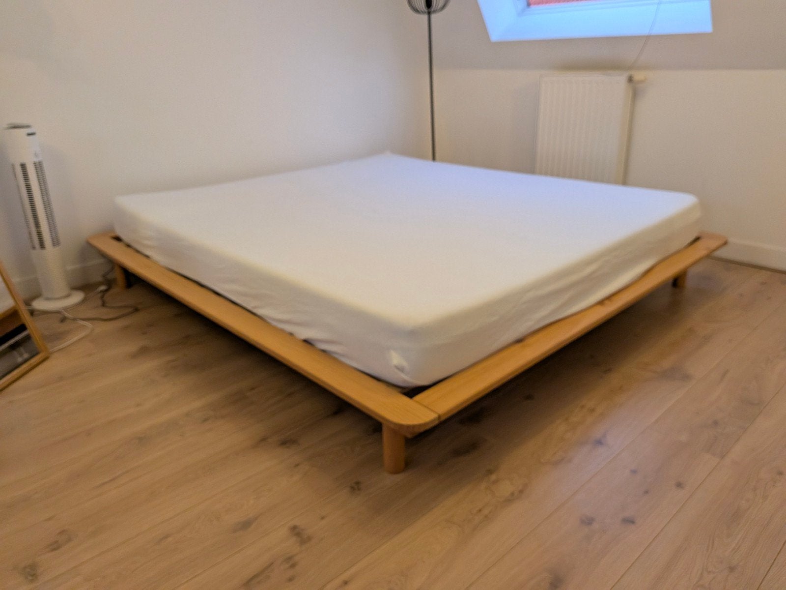 MADE Kano Bed Frame + IKEA Åkrehamn Mattress – Super King, Ophalen, Gebruikt, Bruin, Tweepersoons