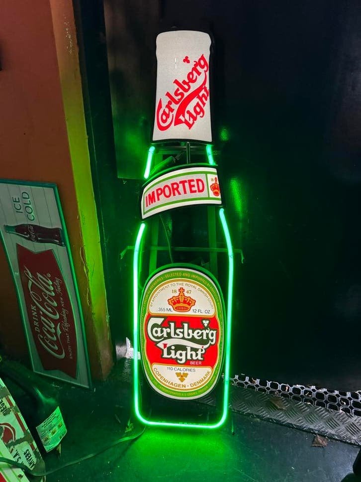 Carlsberg bier oude reclame NeoN verlichting, Verzamelen, Ophalen, Gebruikt, ., Lichtbak of (neon) lamp