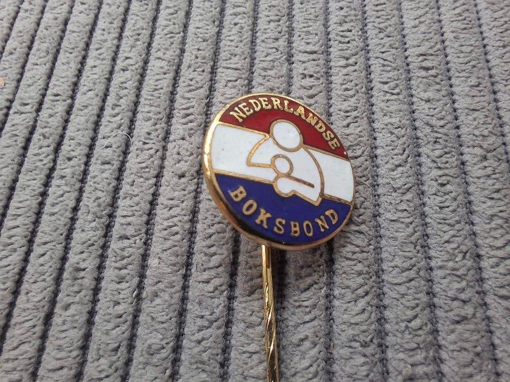 Emaille speld Nederlandse Boksbond, Verzamelen, Ophalen of Verzenden, Zo goed als nieuw, Sport, Speldje of Pin