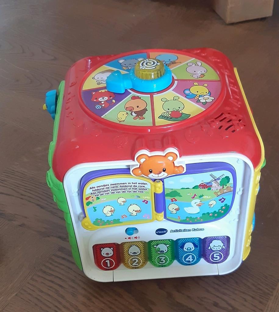 Vtech activiteiten kubus, Kinderen en Baby's, Speelgoed | Vtech, Ophalen of Verzenden, Zo goed als nieuw, 6 maanden tot 2 jaar