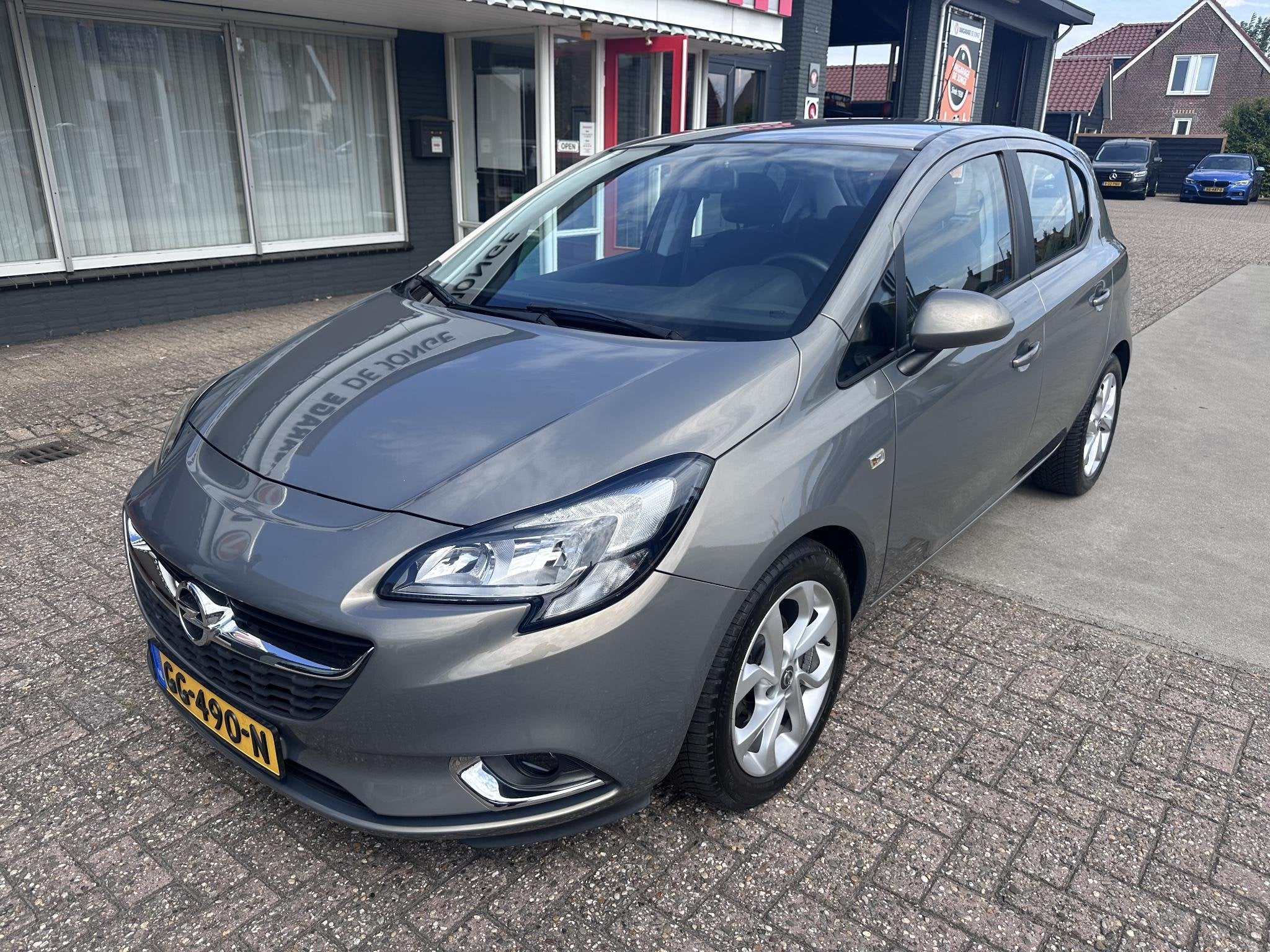 Opel Corsa 1.4 Color Edition, 12 maanden, Gebruikt, 4 cilinders, 49 €/maand