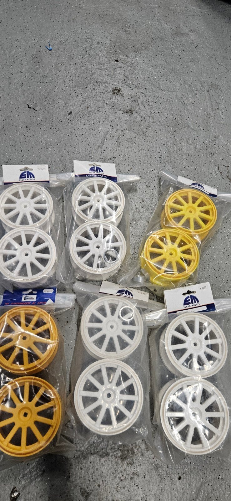nieuwe elcon velgen 30 euro, Hobby en Vrije tijd, Ophalen of Verzenden, Nieuw, Auto