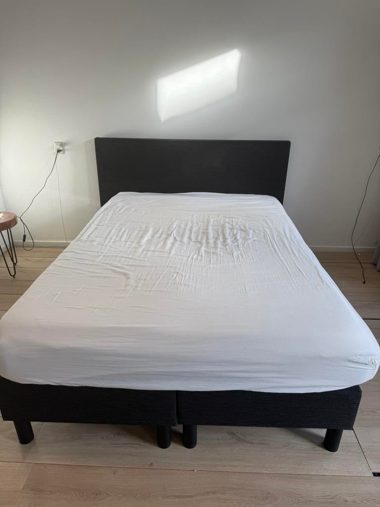 Bed, Ophalen, Zo goed als nieuw, Eenpersoons