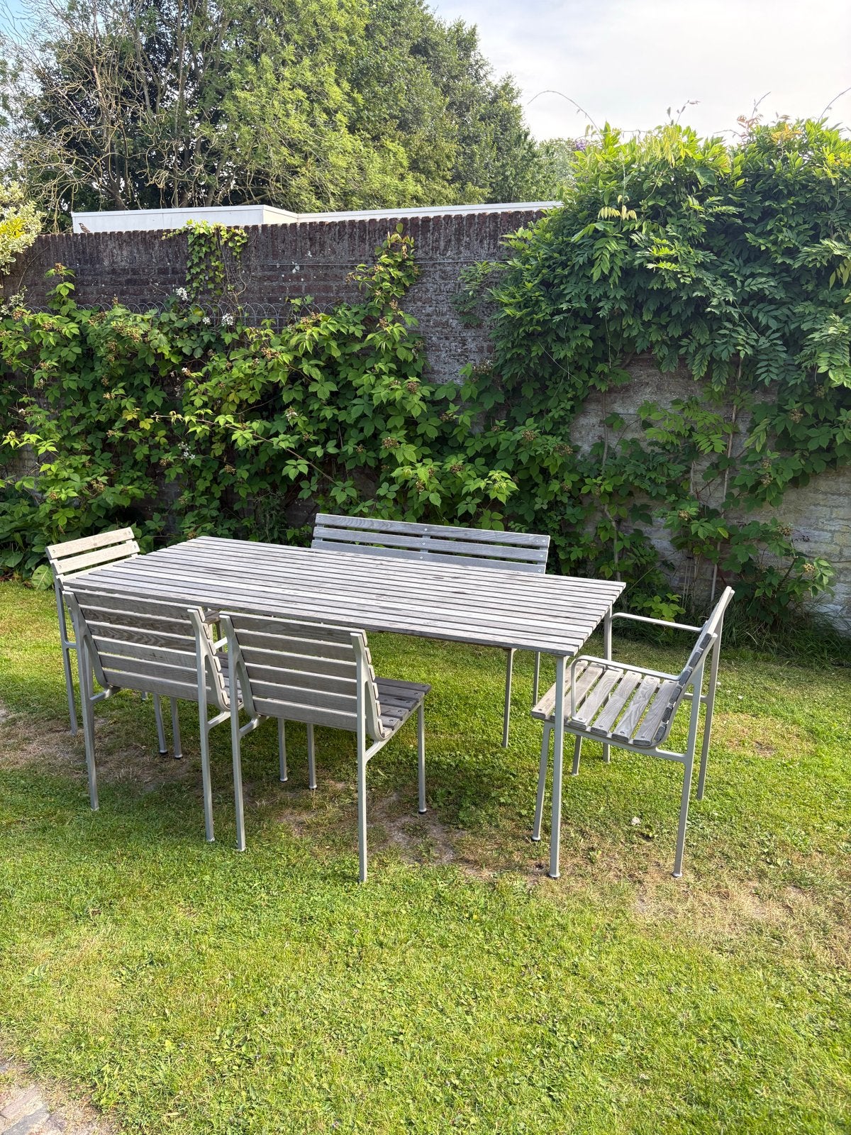 HAY Traverse tuinset: tafel, bankje en stoelen, Tuin en Terras, Ophalen, Gebruikt, 6 zitplaatsen, Hout