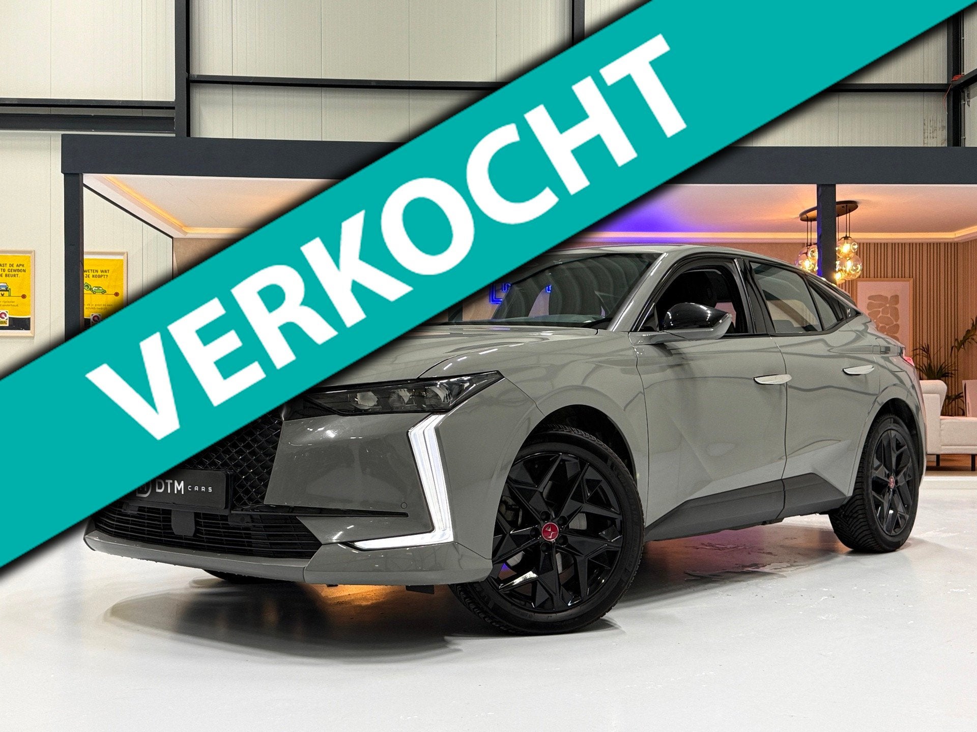 DS 4 E-Tense Performance Line+ E 225 PHEV AUT SOH99% Navi Ca, Auto's, Dealer onderhouden, 4 cilinders, Bedrijf, Hybride Elektrisch/Benzine