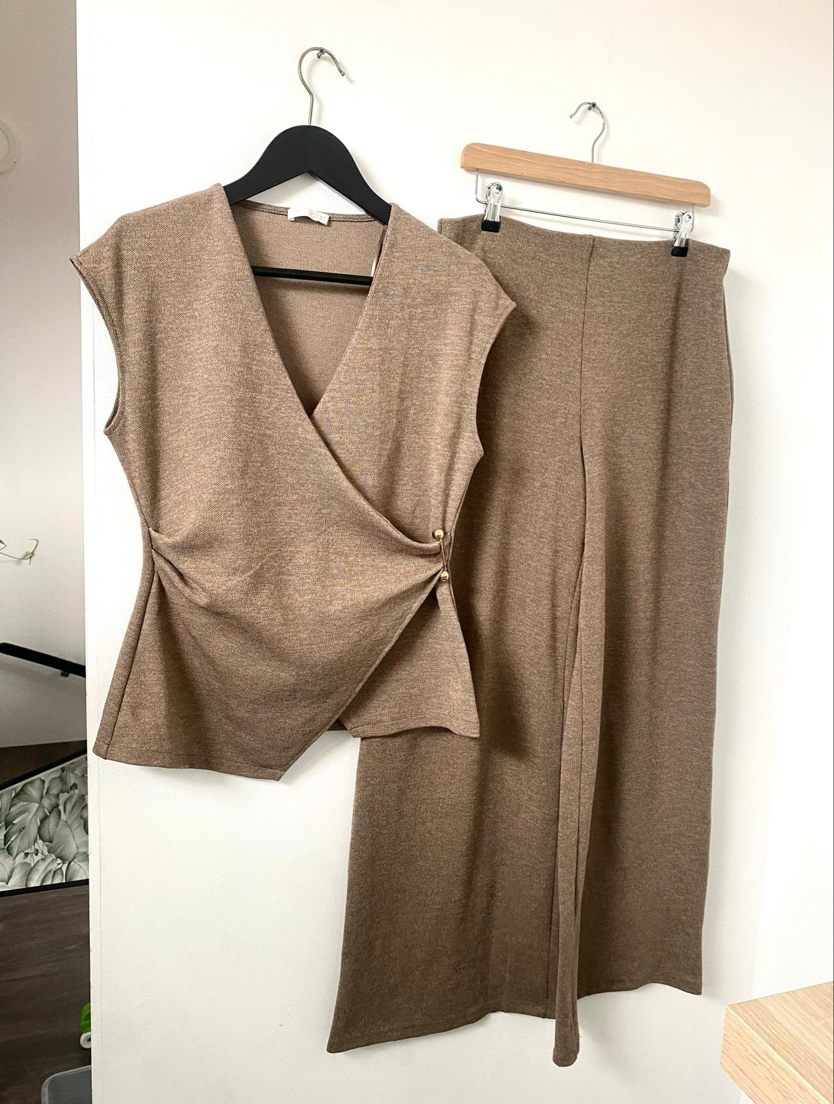 Zara gebreide set: top en broek in bruin, maat L, Bruin, Maat 42/44 (L), Ophalen of Verzenden, Zo goed als nieuw