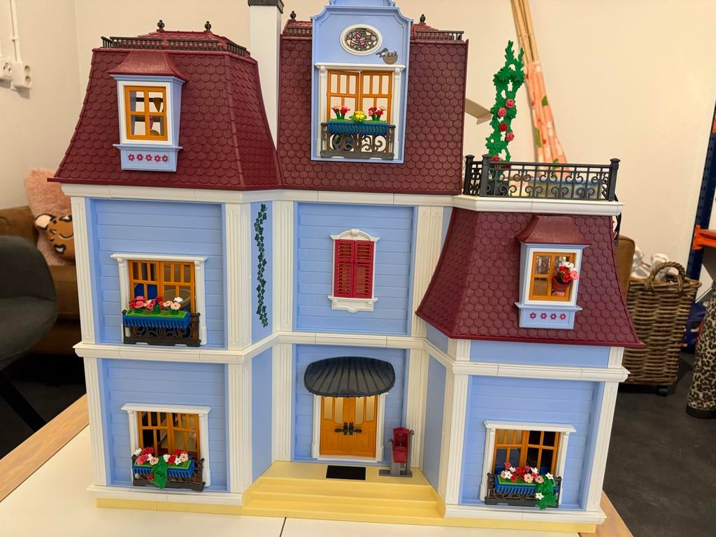 Playmobil landhuis met inrichting, Ophalen of Verzenden, Zo goed als nieuw, Complete set