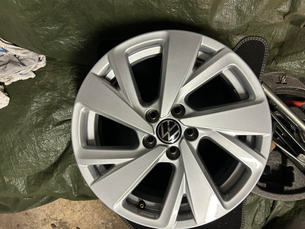 Velg maal vier, Velg(en), 16 inch, Nieuw, Personenwagen
