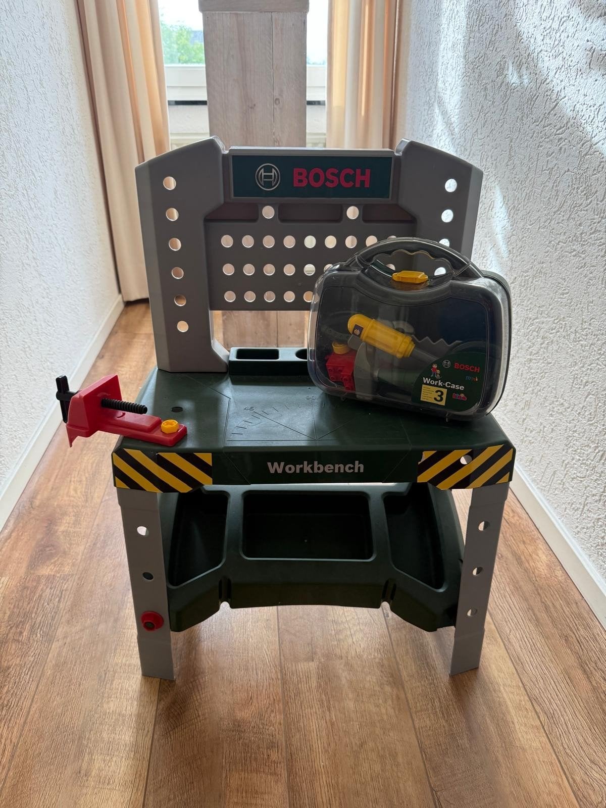 Bosch Werkbank met accessoires
