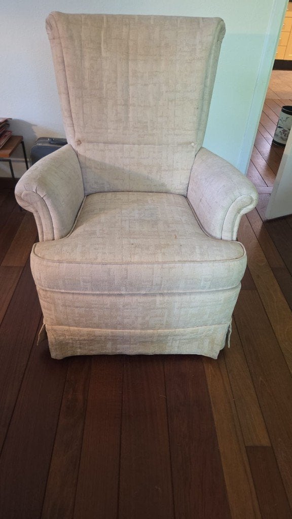 Comfortabele oorfauteuil  - lichte kleur, Ophalen, Gebruikt, 75 tot 100 cm, Stof