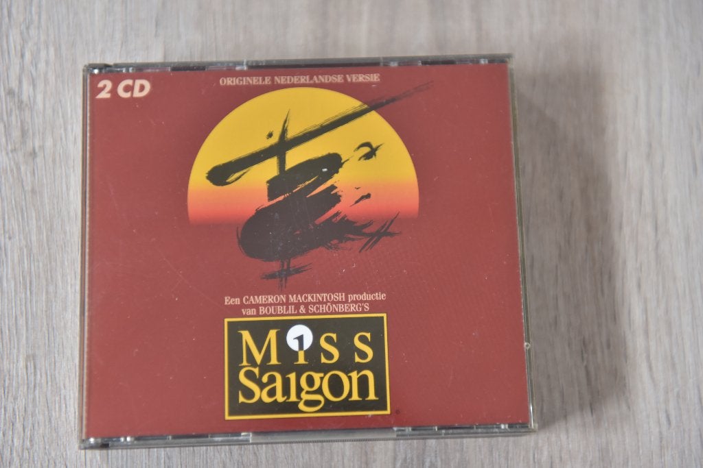 MUSICAL NEDERLANDSE VERSIE - MISS SAIGON 2CDbox, Verzenden, Inclusief doosje, Zo goed als nieuw, Boxset