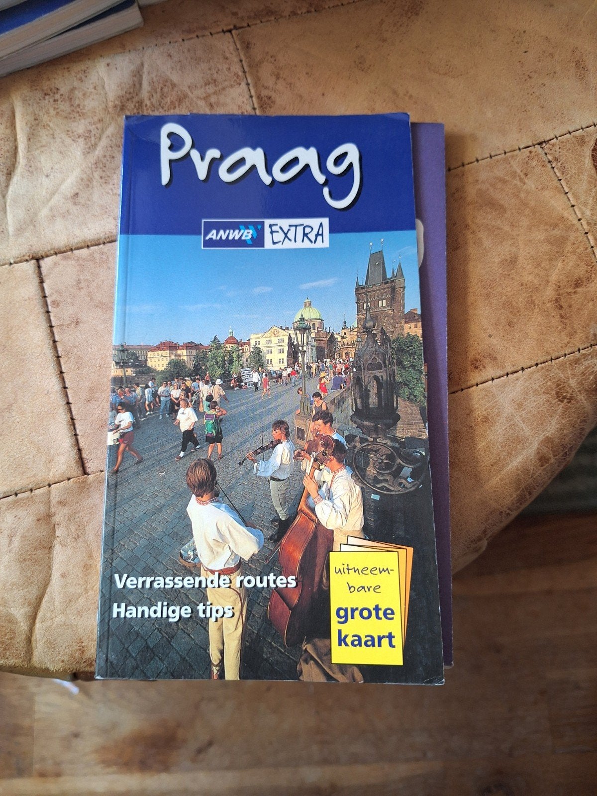 ANWB extra Reisgids Praag met kaart., Europa, Ophalen of Verzenden, Zo goed als nieuw, Reisgids of -boek