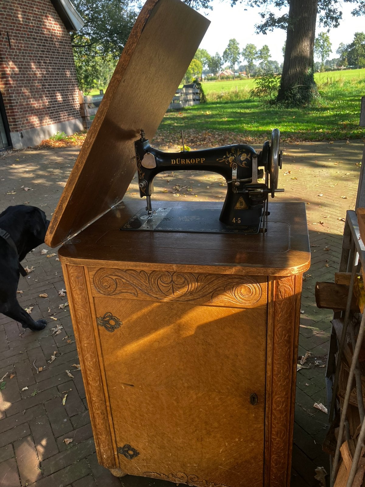 Dürkopp naaimachine, Ophalen