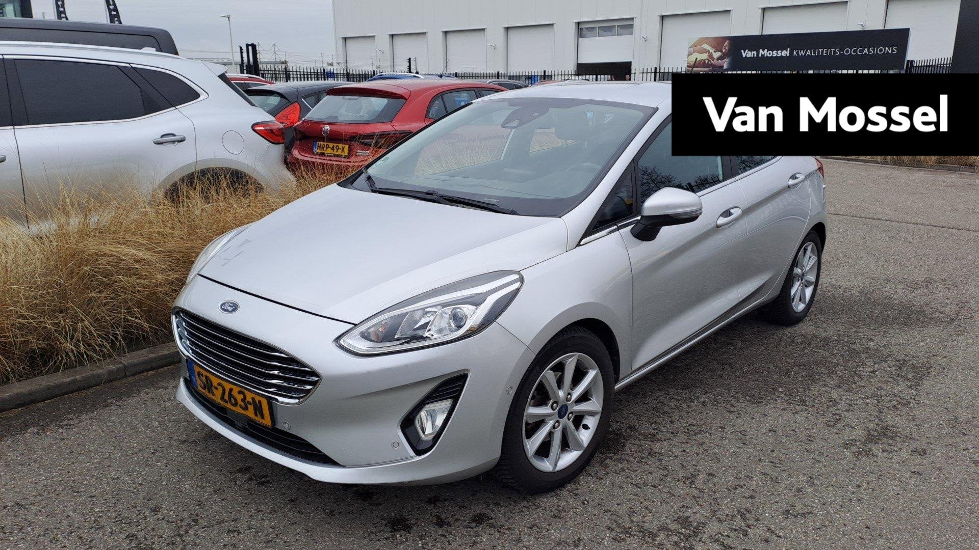 Ford Fiesta 1.0 EcoBoost Titanium voorruitverwarming - trekh, Auto's, Voorwielaandrijving, 12 maanden, Gebruikt, Euro 6