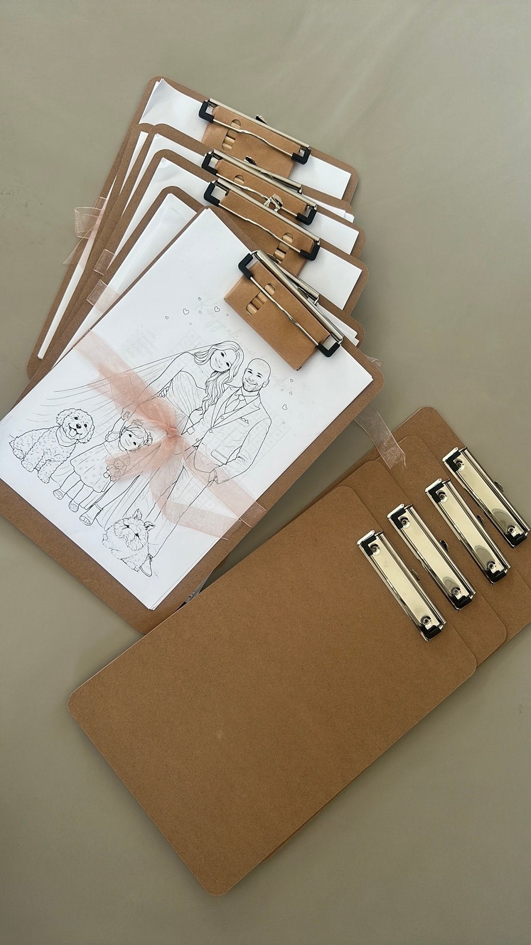 Kidstable bruiloft: 10 klemborden met ongebruikte potloden, Ophalen, Nieuw