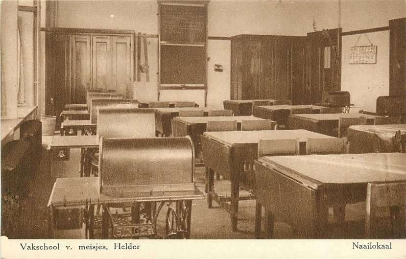 300-491-007 Den Helder Vakschool v meisjes, Verzenden, Voor 1920, Noord-Holland