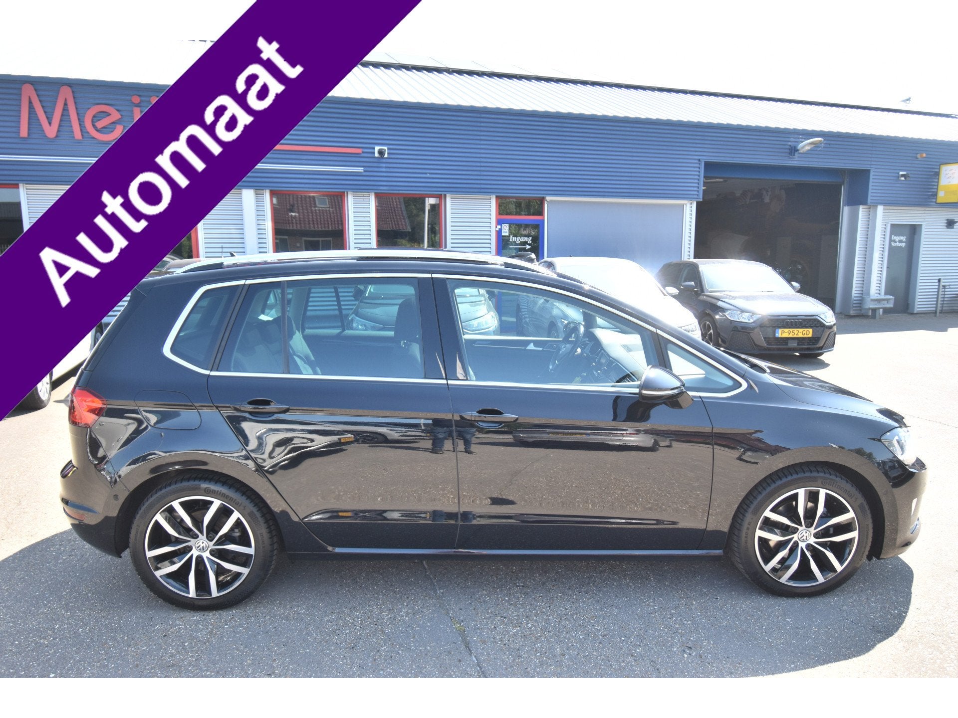 Volkswagen Golf Sportsvan 1.4 TSI Highline , TREKHAAK , PANO, Auto's, Volkswagen, Stof, Gebruikt, Zwart, Bedrijf