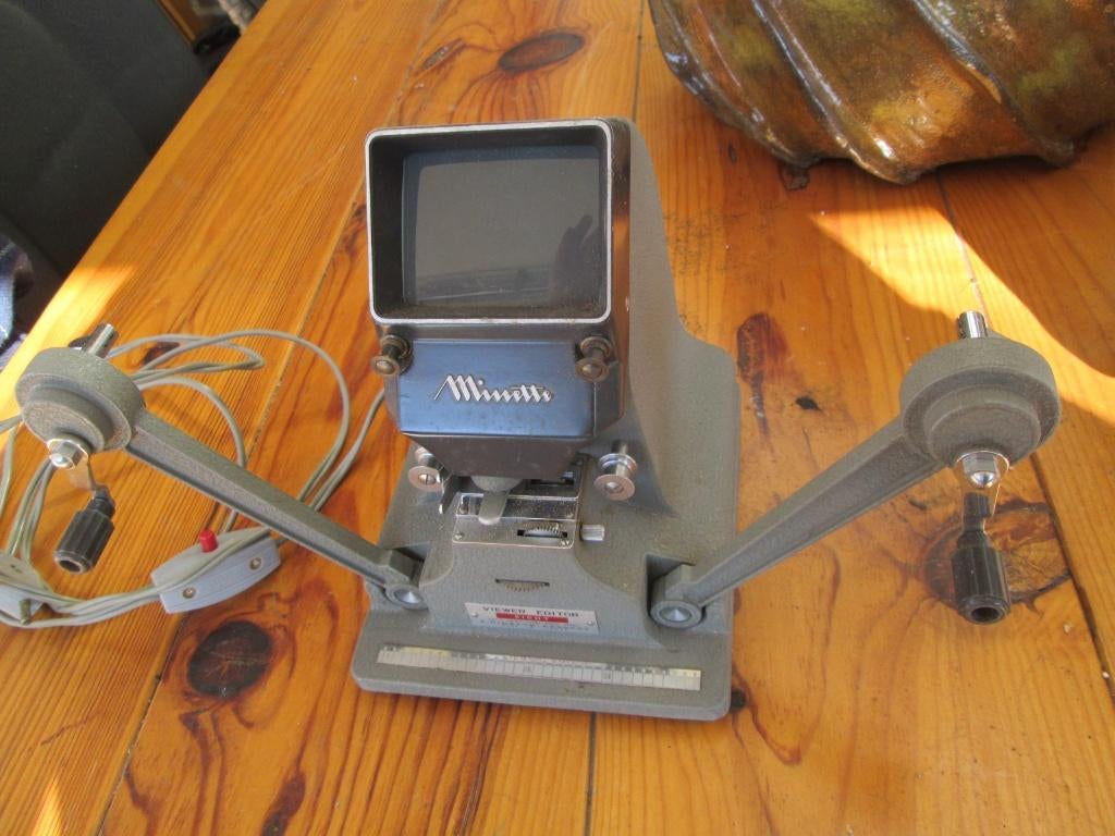 Viewer Minette M2 super 8 mm film, Verzamelen, Fotografica en Filmapparatuur, Ophalen of Verzenden, 1960 tot 1980, Overige typen