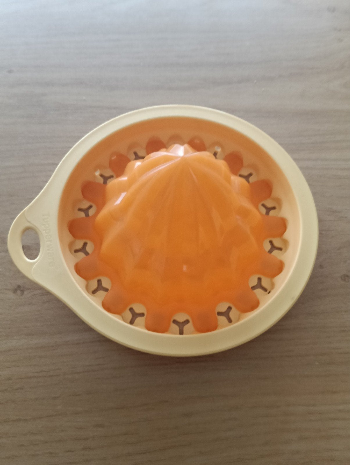 Tupperware citruspers en vergiet nieuw, Overige typen, Nieuw, Oranje, Ophalen of Verzenden