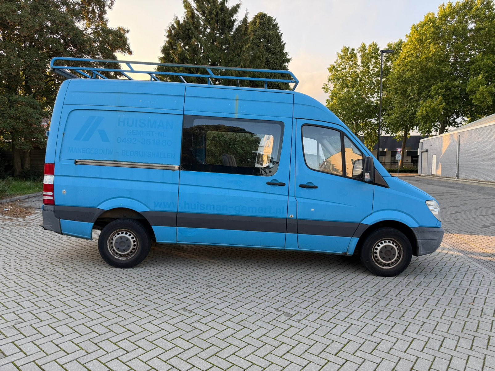 Te koop Mercedes-Benz Sprinter 4X2 2012 dubbelcabine!, Auto's, Euro 5, Stof, 4 cilinders, Blauw