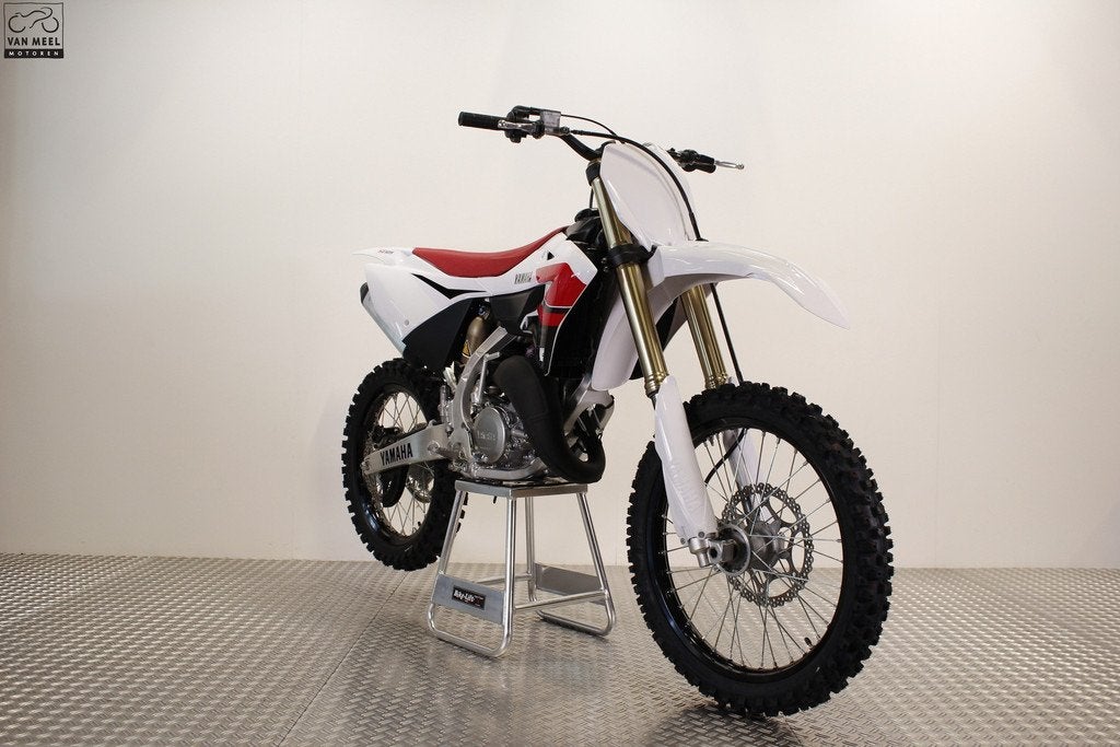 Yamaha YZ 125 70th Anniversary (bj 2026), Klantenservice@yamaha-motor.nl, Crossmotor, Koolhovenlaan 101
1119 NC  Schiphol-Rijk, NL