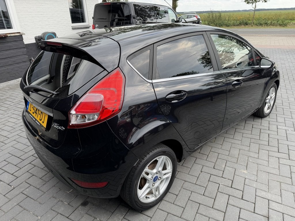 Ford Fiesta 1.0 EcoB. Titanium X| LEER| CLIMA| 5DRS| VOL OPT, Euro 5, 101 pk, Leder, Handgeschakeld
