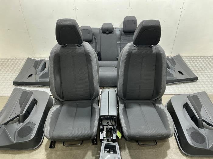 Bekleding Set (compleet) van een Peugeot 308 (308 21-), Auto-onderdelen, 12 maanden garantie, Gebruikt, -, -