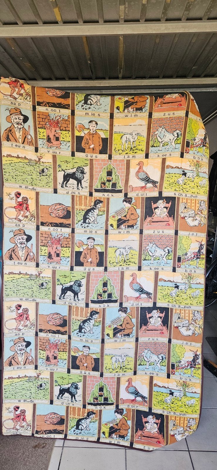 Vintage Eenpersoons Sprei 'Aap Noot Mies' uit 1970, Ophalen of Verzenden