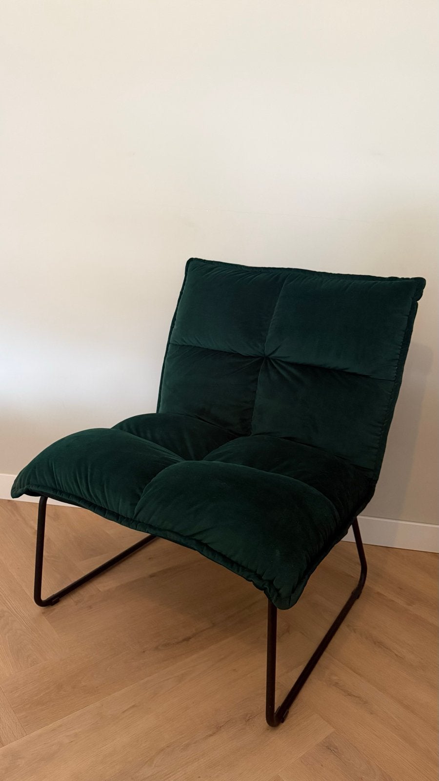 Comfortabele donkergroene fluwelen fauteuil, Ophalen, Overige kleuren, Zo goed als nieuw, Metaal