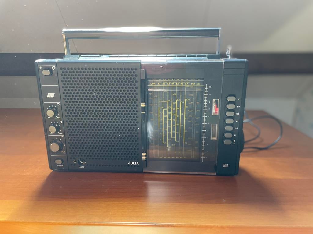 Transistor radio, Ophalen, Zo goed als nieuw