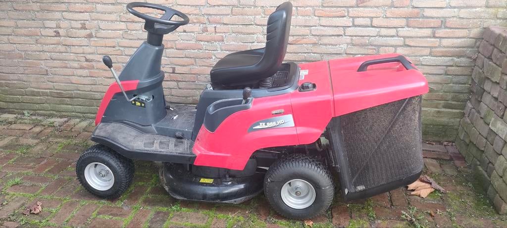 Castelgarden gazonmaaier XE 966 HD in zeer goede staat, Tuin en Terras, Zitmaaiers, Ophalen, Castelgarden