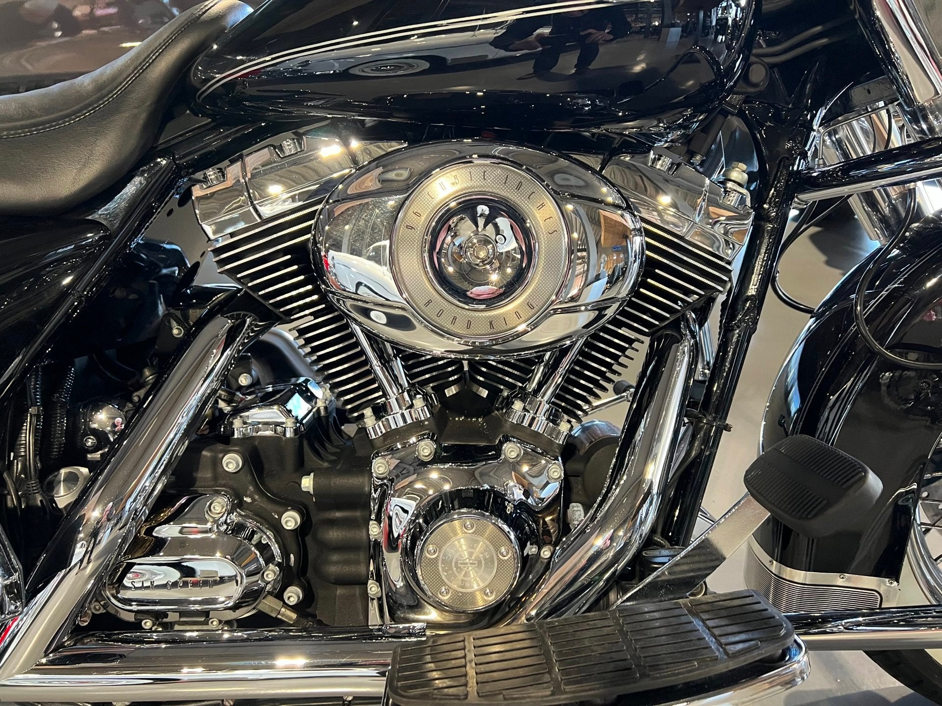 Harley Davidson Tour 96 FLHRC Road King Classic, ABS, Meer dan 35 kW, Harley- Davidson Benelux bv, Handgeschakeld