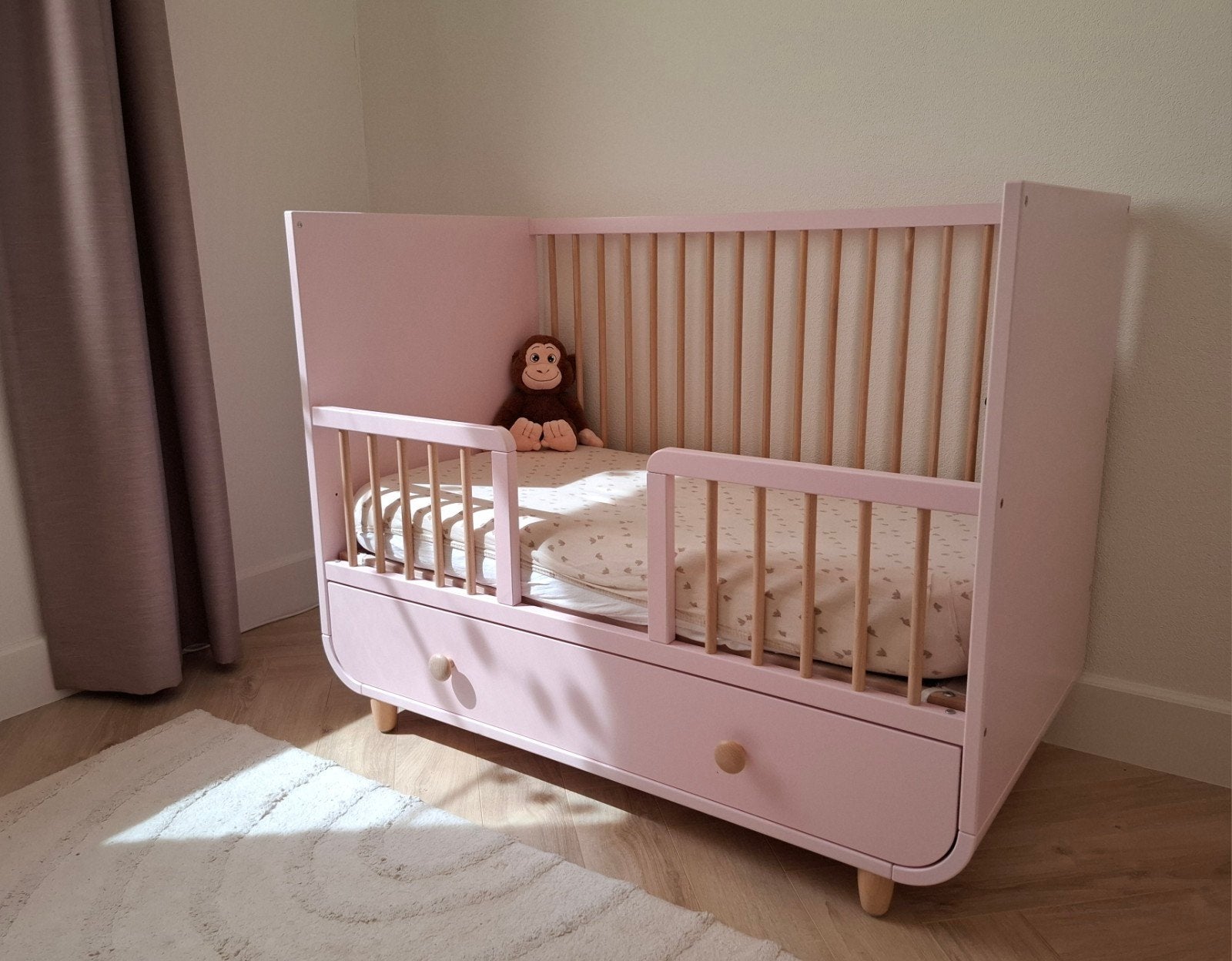 IKEA MYLLRA - Commode en Babybed + Kast - Roze (Set), Ophalen, Gebruikt, Meisje