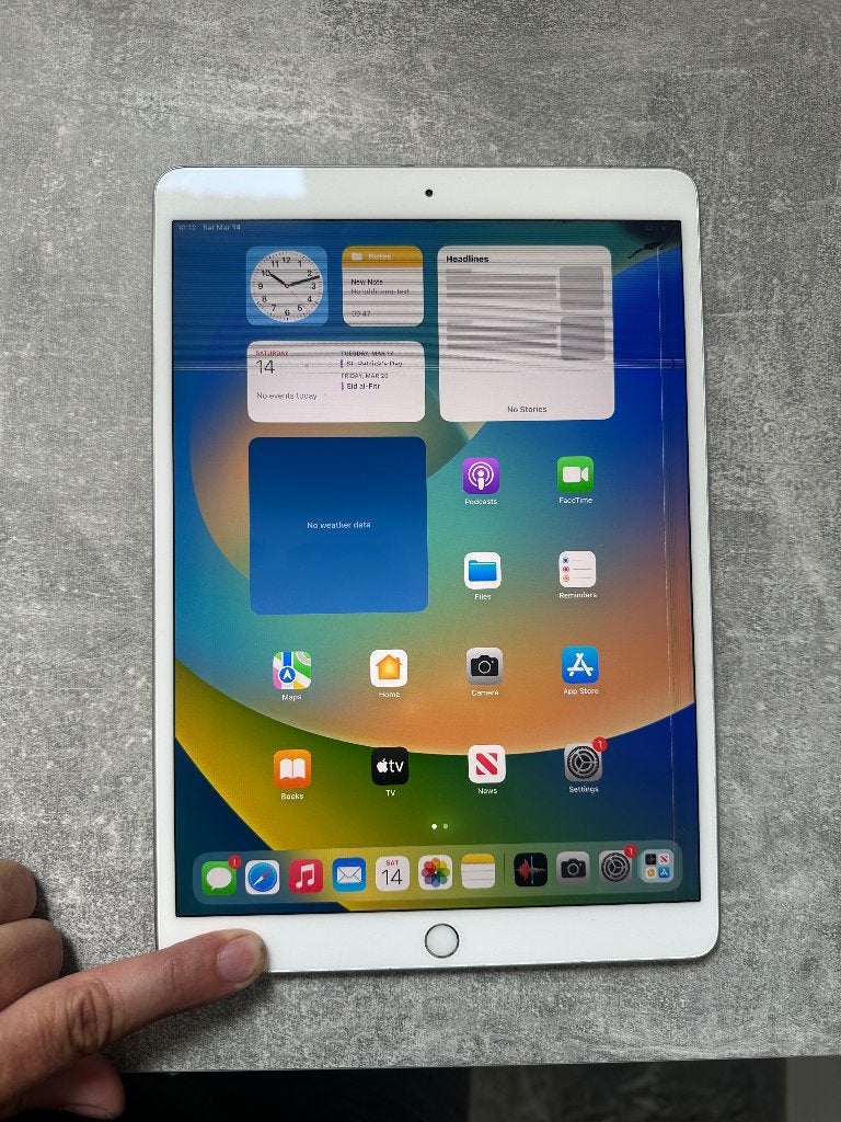 Apple iPad Air 3 DEFECT, Gebruikt, Wit, Apple iPad Air, 64 GB