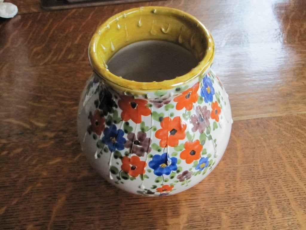 Oud, handbeschilderd bloemenvaasje., Antiek en Kunst, Ophalen of Verzenden