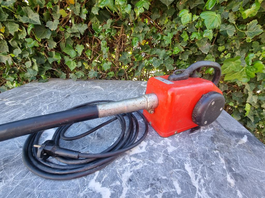 LIEVERS P14 Beton Trilnaald, Doe-het-zelf en Verbouw, Gereedschap | Handgereedschap, Ophalen of Verzenden, Zo goed als nieuw