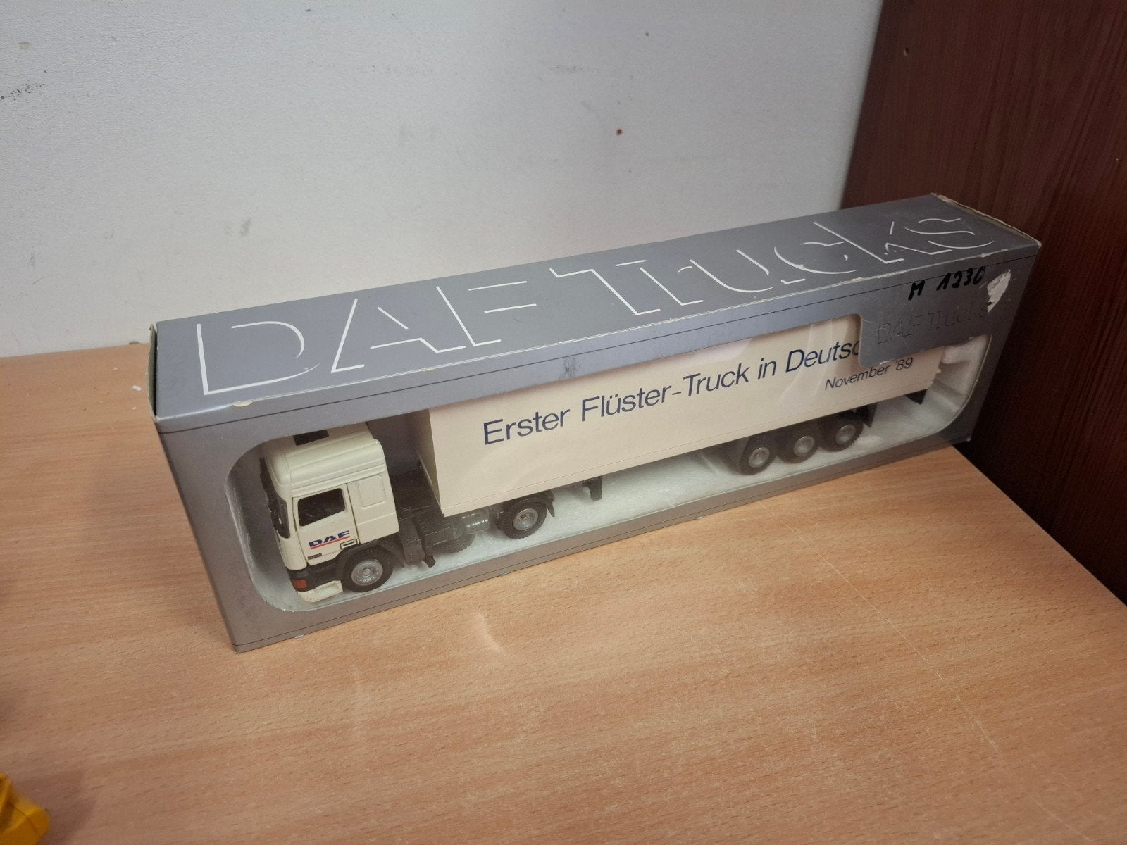Daf 95 demo Germany 1989  Tekno 1:50, Ophalen of Verzenden, Overige instrumenten