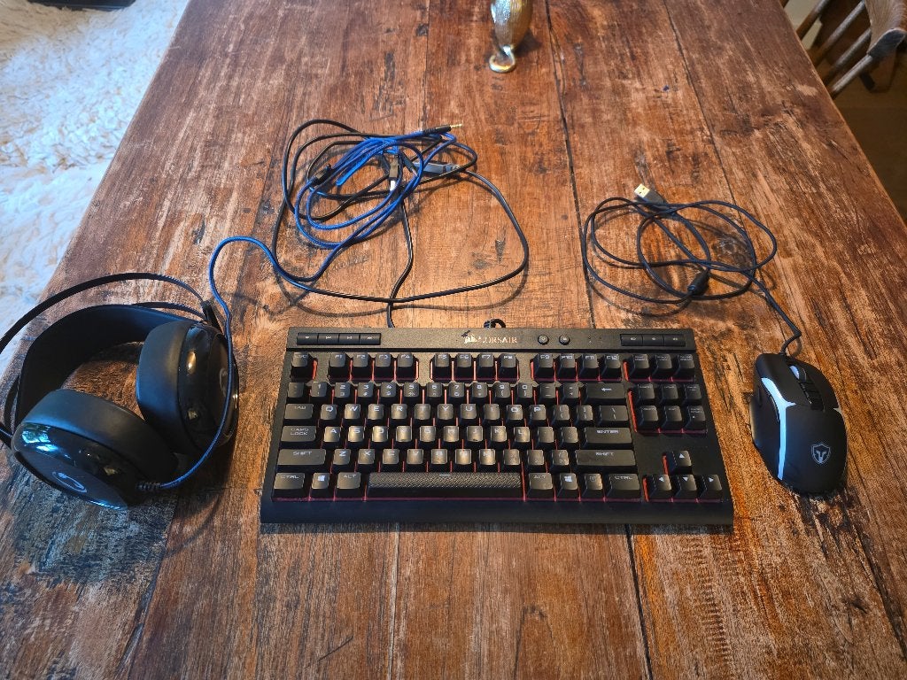 Game Toetsenbord, headset en muis, Ophalen, Zo goed als nieuw