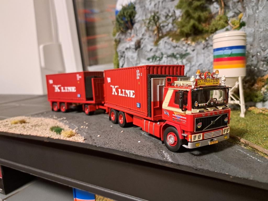 Tekno Volvo J van 't kruis, Hobby en Vrije tijd, Modelauto's | 1:50, Ophalen of Verzenden, Nieuw, Bus of Vrachtwagen, Tekno