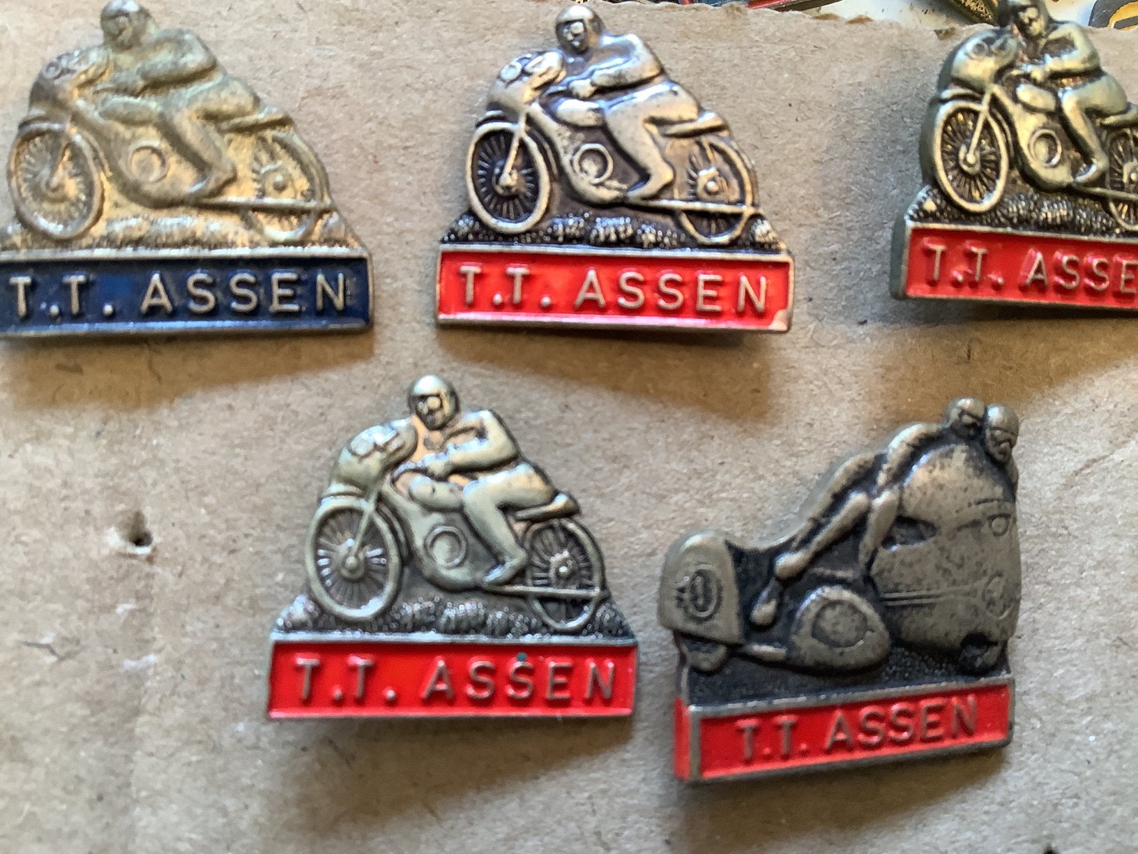 5 speldjes TT Assen, Ophalen of Verzenden, Gebruikt, Sport