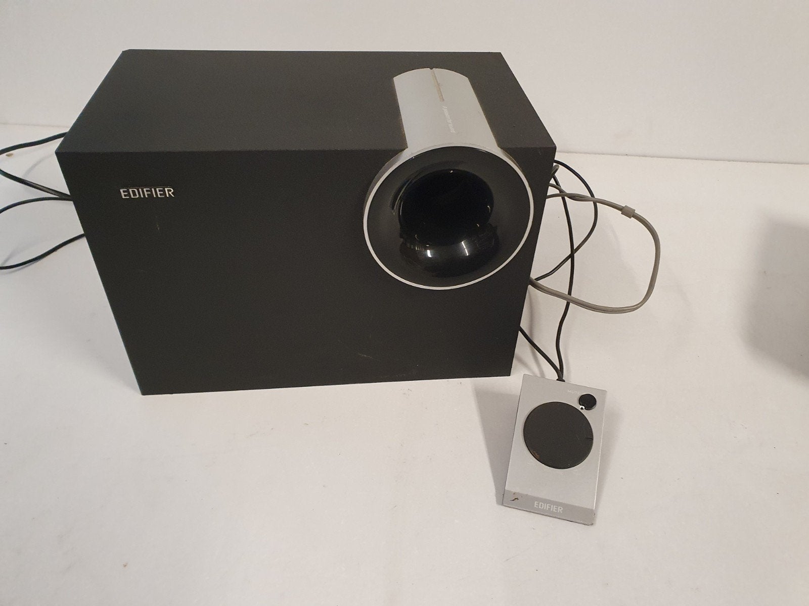 Box Edifier subwoofer, Ophalen of Verzenden, Zo goed als nieuw