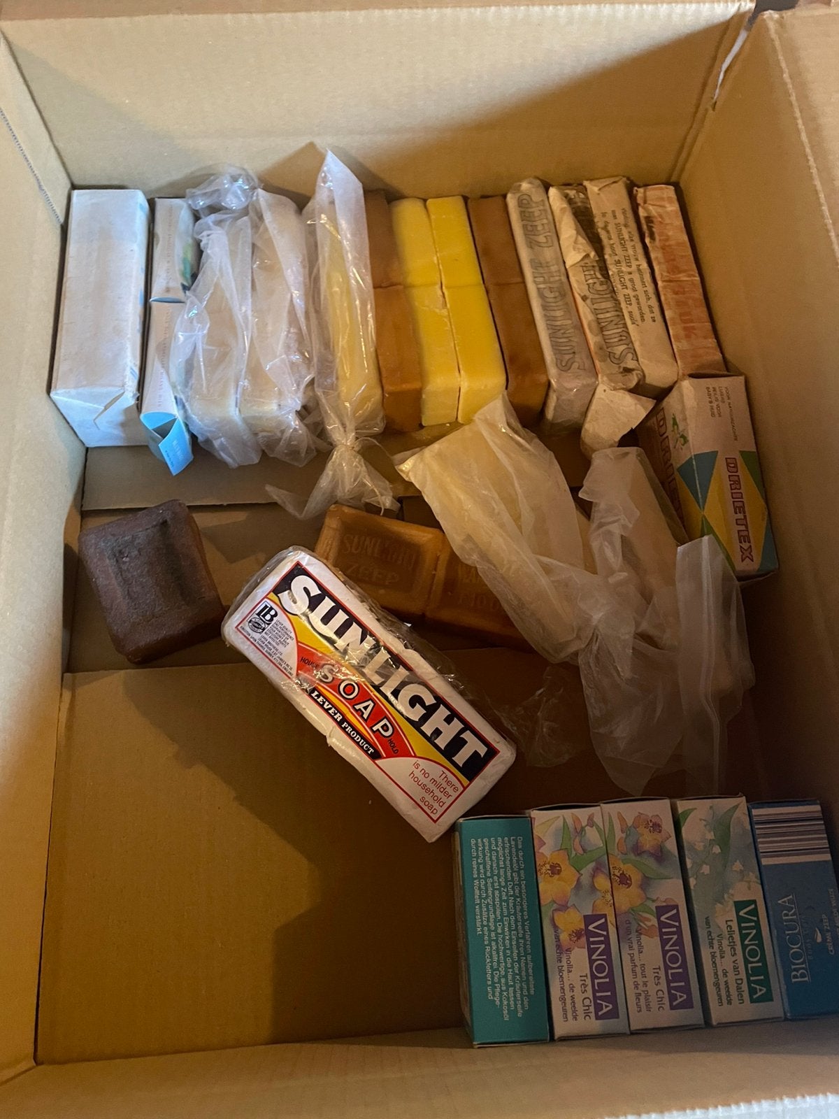 Oude zepen oa sunlight castella etc., Ophalen