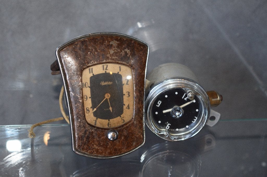 lot 2 antiek auto horloge classic car automobile, Ophalen of Verzenden, Staal, Overige merken, 1960 of later