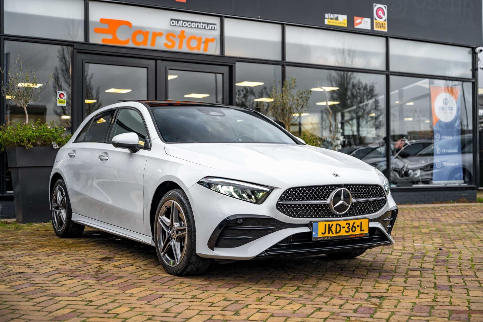 Mercedes-Benz A-klasse 250 e AMG Line|PANO|FACELIFT STUUR|CA, Auto's, Mercedes-Benz, Gebruikt, Euro 6, 4 cilinders, Plug-in hybride