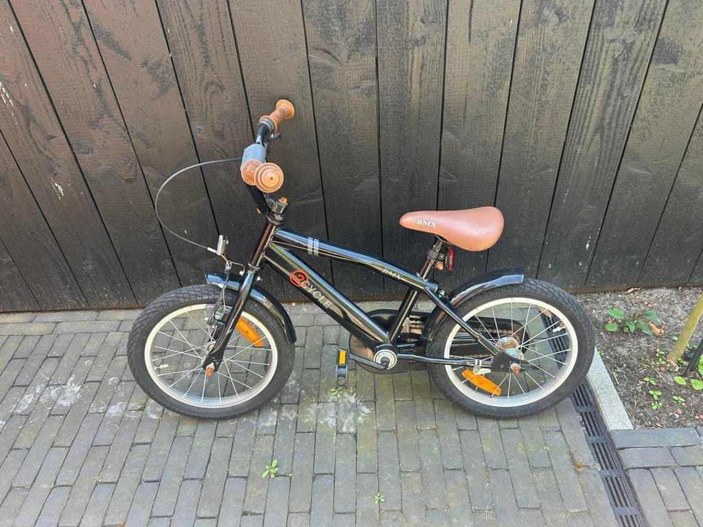 16 inch kinderfiets - Slechts 2x gebruikt, lichte roest, Ophalen of Verzenden, Zo goed als nieuw, Velgrem, 16 tot 20 inch