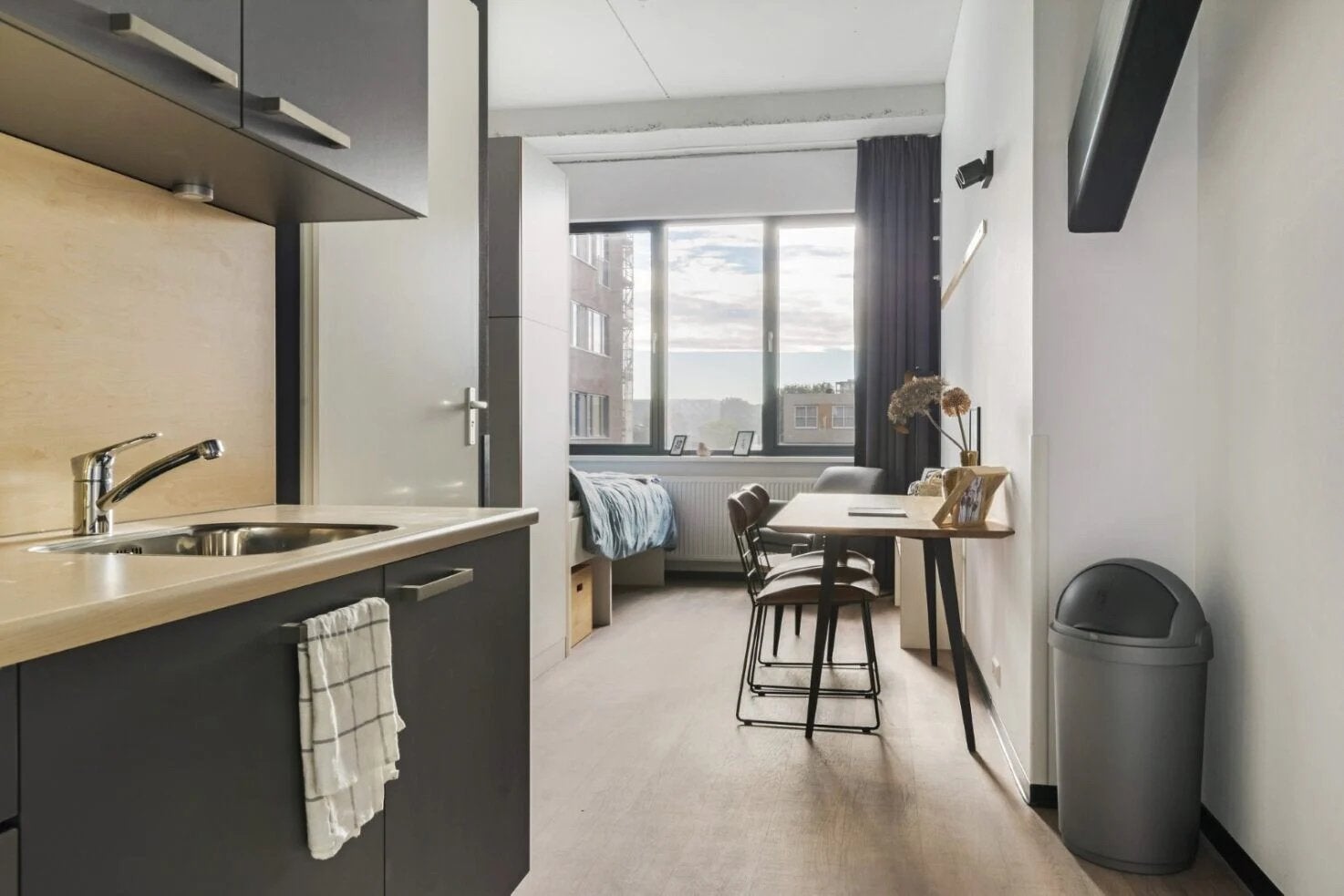 Studio for rent in Amsterdam, Ophalen of Verzenden