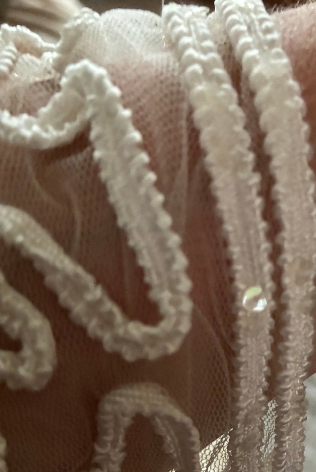 Elegante trouwjurk met lange mouwen en kanten details, Ophalen, Zo goed als nieuw, Wit, Trouwjurk