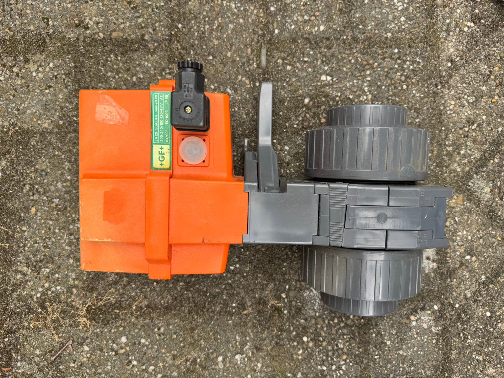 +GF+ EA20 Elektrische Actuator (100–240 V AC), Ophalen, Zo goed als nieuw