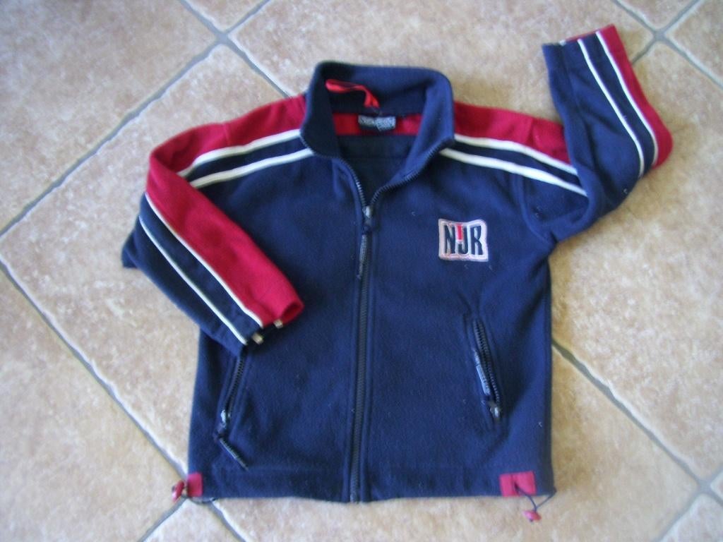 fleece vest mt 128, Gebruikt, Ophalen of Verzenden, Jongen, Trui of Vest