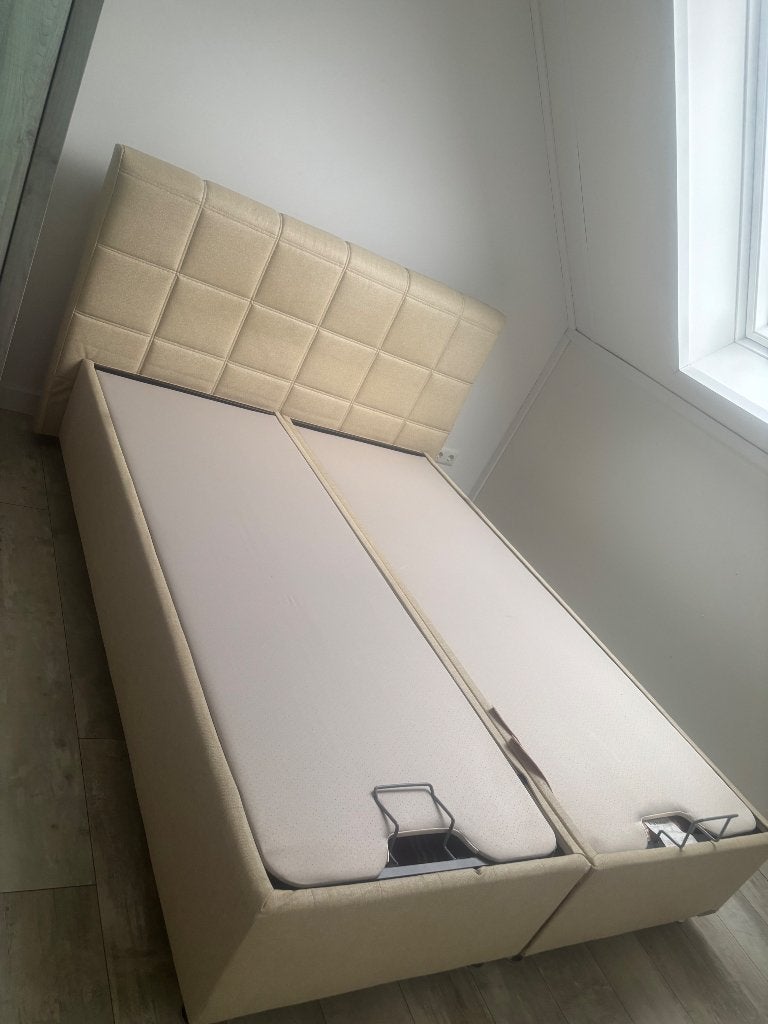 Mooie beige boxspring met opbergruimte, Ophalen, Beige, Tweepersoons, 140 cm